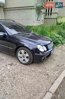 Универсал Mercedes-Benz C-Class 2006 в Нововолынске