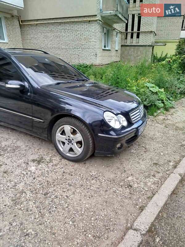Mercedes-Benz C-Class 2006
