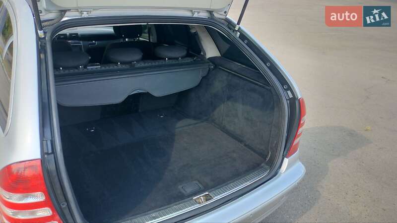 Універсал Mercedes-Benz C-Class 2007 в Ізмаїлі фото 8 Універсал Mercedes-Benz C-Class 2007 в Ізмаїлі