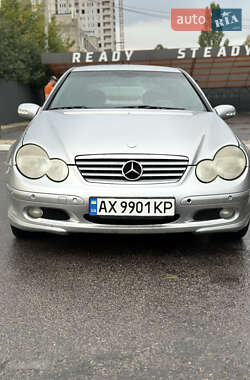 Купе Mercedes-Benz C-Class 2001 в 