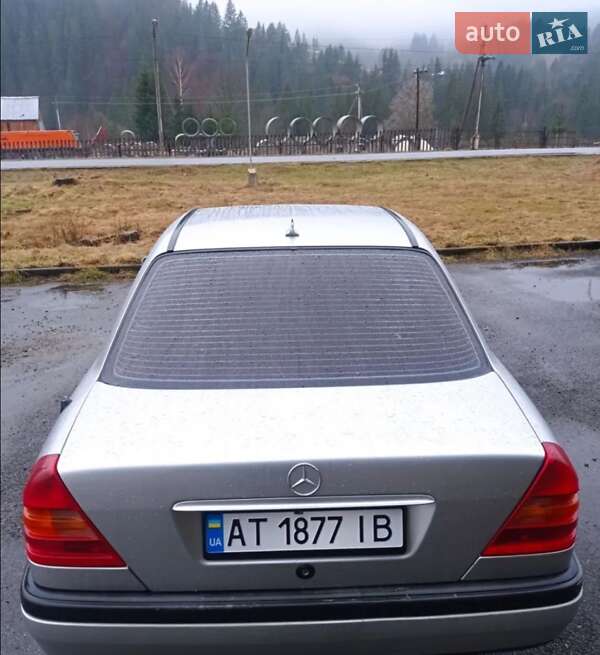 Седан Mercedes-Benz C-Class 1996 в Ивано-Франковске