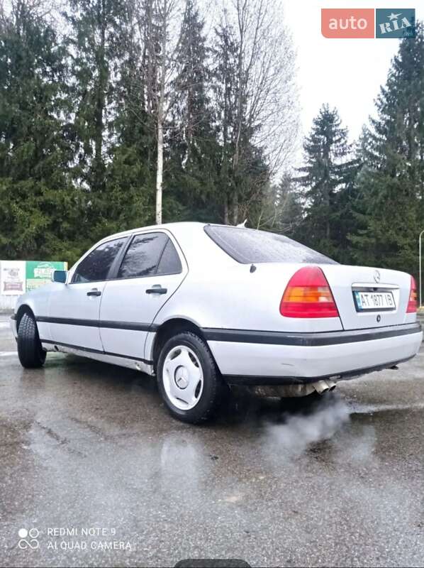 Седан Mercedes-Benz C-Class 1996 в Ивано-Франковске