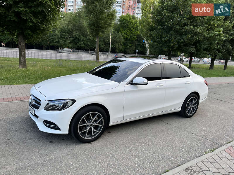 Седан Mercedes-Benz C-Class 2014 в Киеве