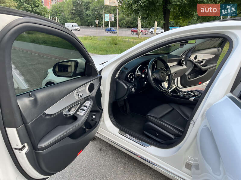 Седан Mercedes-Benz C-Class 2014 в Киеве