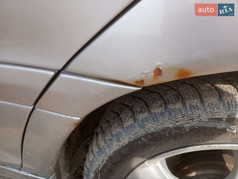 Седан Mercedes-Benz C-Class 2002 в Літині