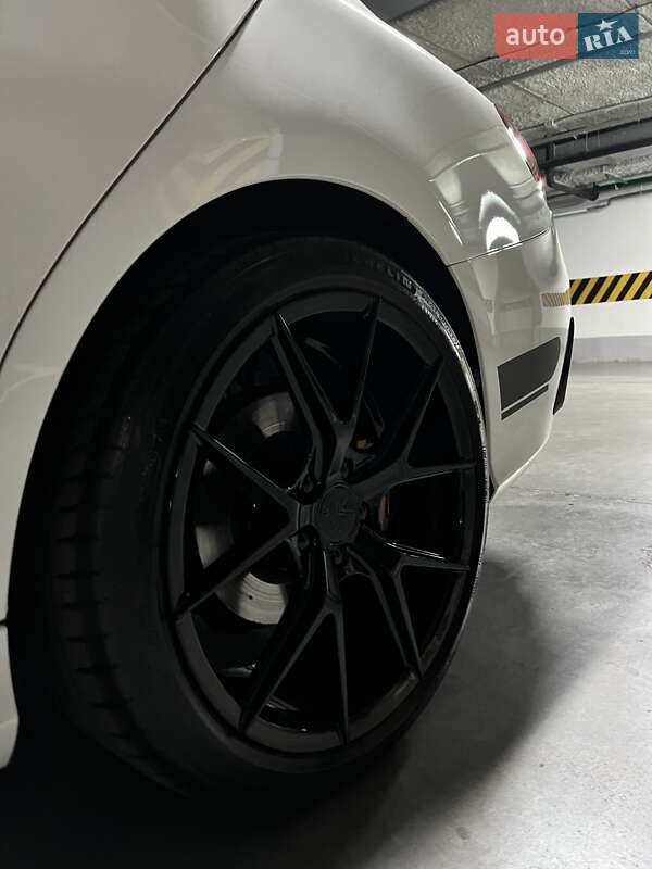 Седан Mercedes-Benz C-Class 2015 в Киеве