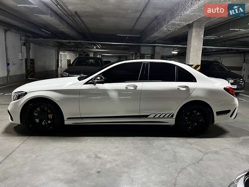 Седан Mercedes-Benz C-Class 2015 в Киеве