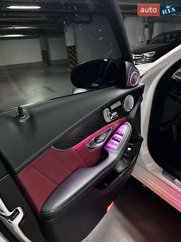 Седан Mercedes-Benz C-Class 2015 в Киеве