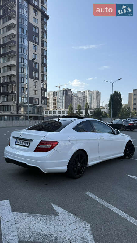 Купе Mercedes-Benz C-Class 2012 в Харькове