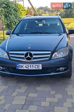 Универсал Mercedes-Benz C-Class 2011 в 