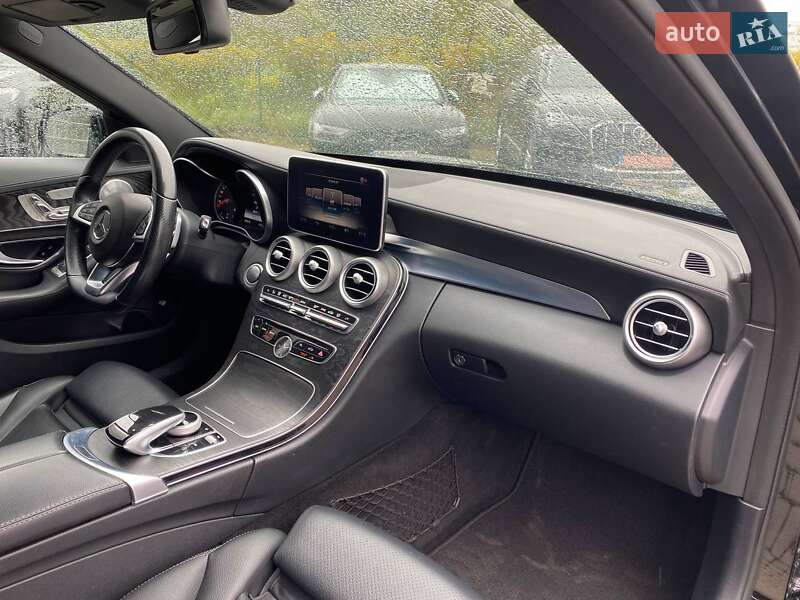 Седан Mercedes-Benz C-Class 2014 в Львове