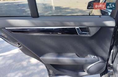 Седан Mercedes-Benz C-Class 2010 в 