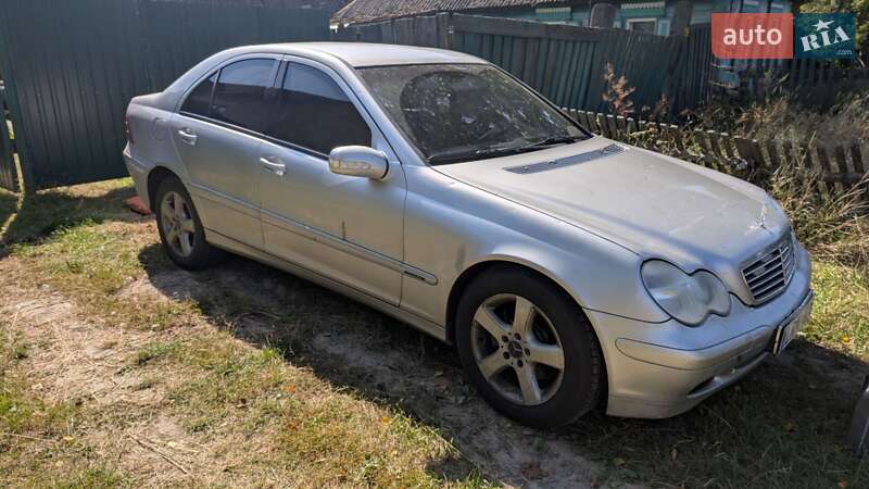 Седан Mercedes-Benz C-Class 2003 в Кривом Роге