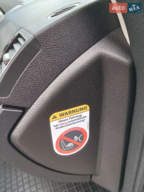 Универсал Mercedes-Benz C-Class 2010 в Львове