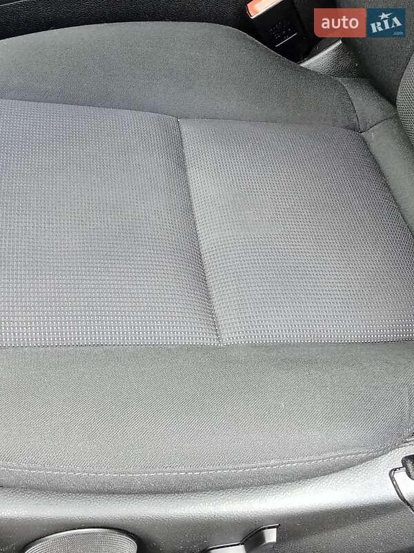 Универсал Mercedes-Benz C-Class 2010 в Львове