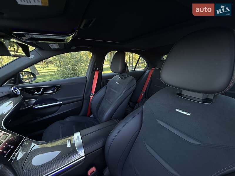 Седан Mercedes-Benz C-Class 2024 в Киеве