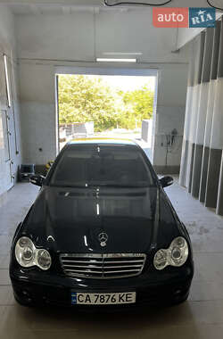 Седан Mercedes-Benz C-Class 2006 в 