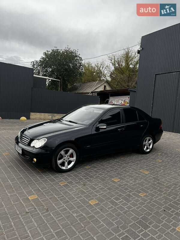 Седан Mercedes-Benz C-Class 2006 в Первомайске