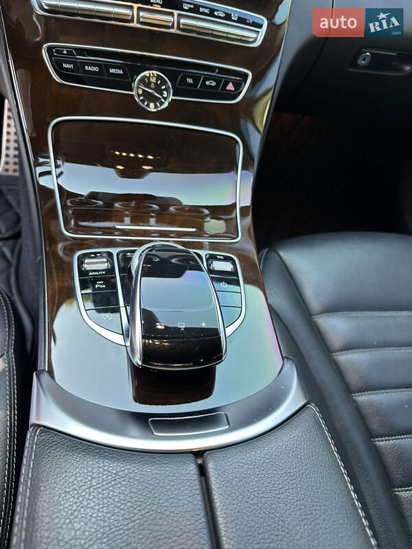 Седан Mercedes-Benz C-Class 2016 в Павлограді