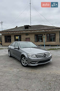 Седан Mercedes-Benz C-Class 2008 в Полонному