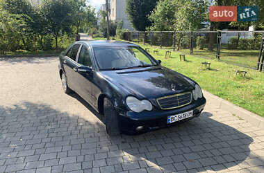 Седан Mercedes-Benz C-Class 2002 в Львові