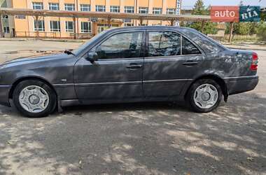 Седан Mercedes-Benz C-Class 1996 в 