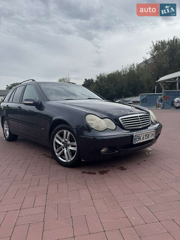 Mercedes-Benz C-Class 2003