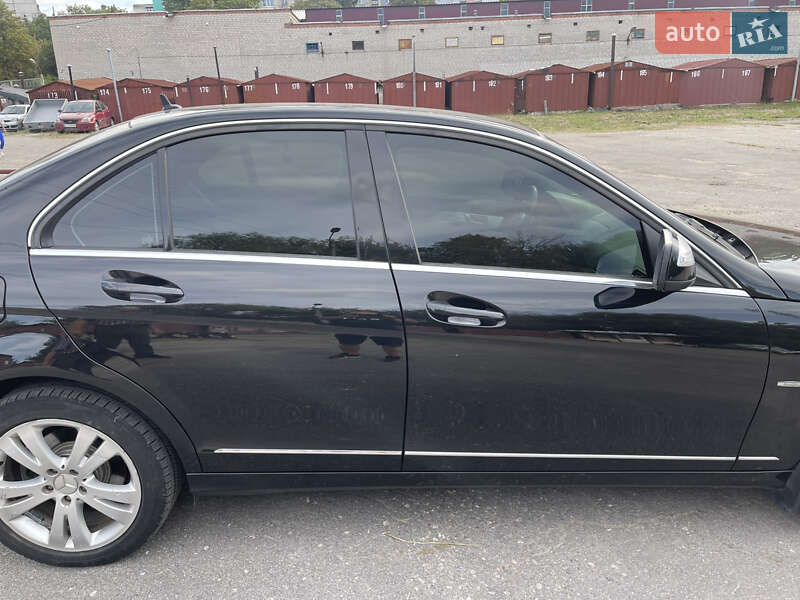 Седан Mercedes-Benz C-Class 2007 в Харькове