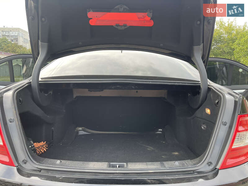 Седан Mercedes-Benz C-Class 2007 в Харькове