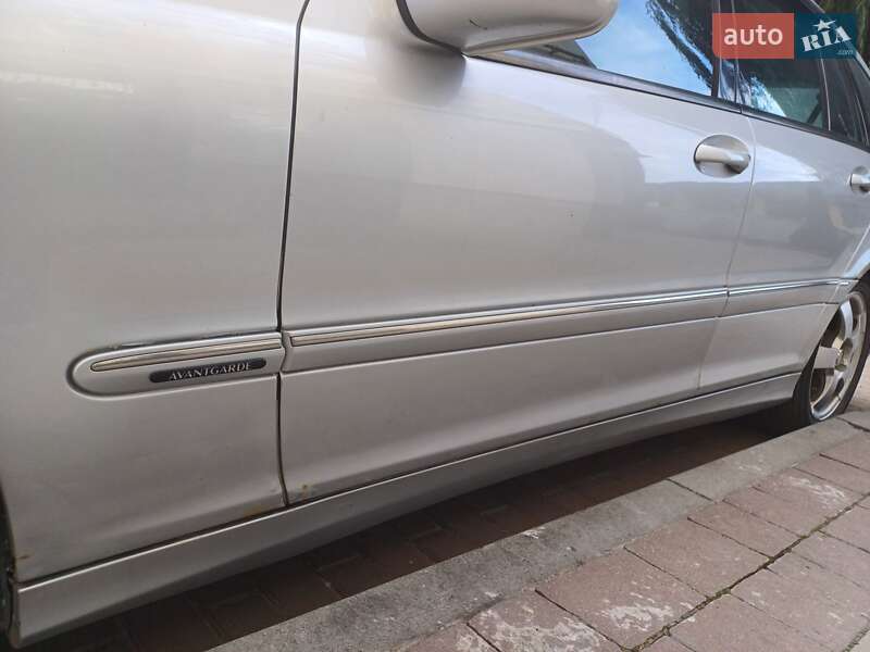 Універсал Mercedes-Benz C-Class 2003 в Івано-Франківську