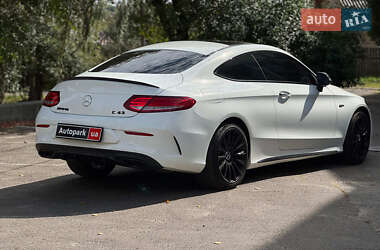 Купе Mercedes-Benz C-Class 2016 в 