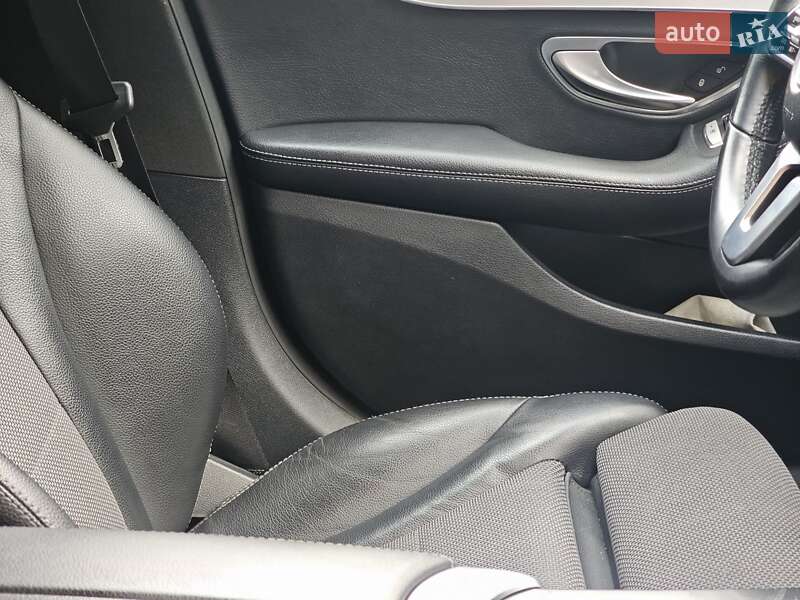 Універсал Mercedes-Benz C-Class 2019 в Львові