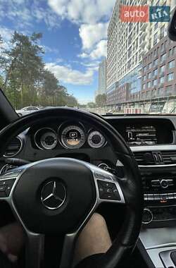 Купе Mercedes-Benz C-Class 2011 в 