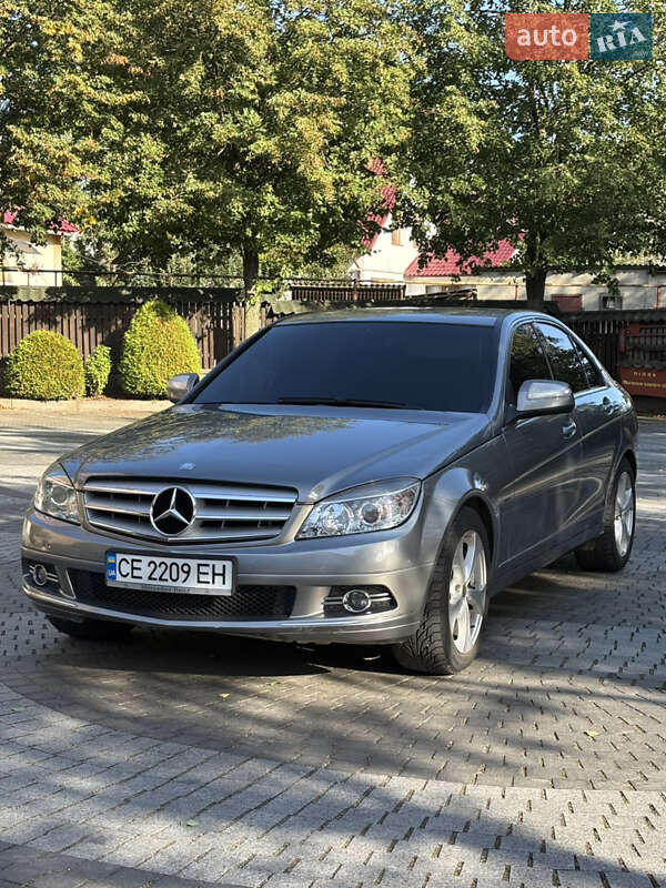 Седан Mercedes-Benz C-Class 2007 в Черновцах
