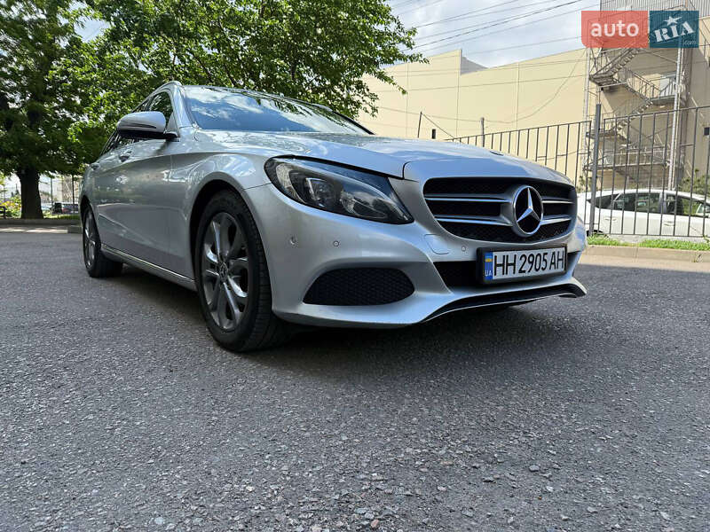 Універсал Mercedes-Benz C-Class 2017 в Одесі