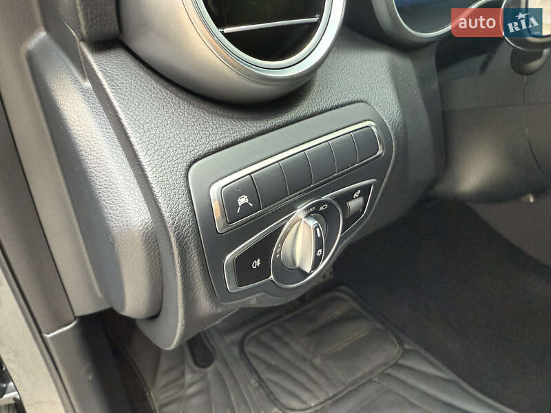 Седан Mercedes-Benz C-Class 2019 в Киеве фото 37 Седан Mercedes-Benz C-Class 2019 в Киеве