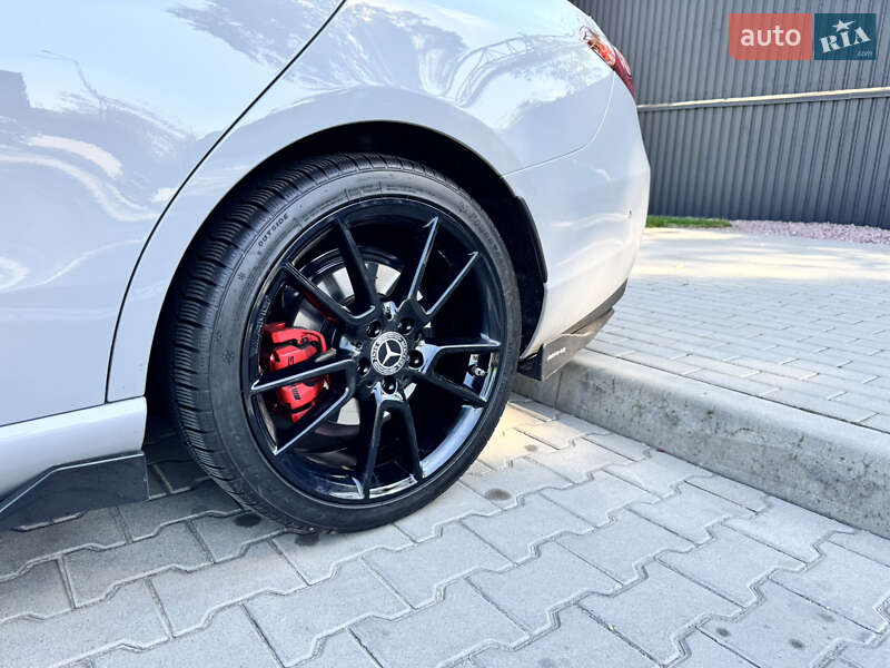 Седан Mercedes-Benz C-Class 2021 в Києві