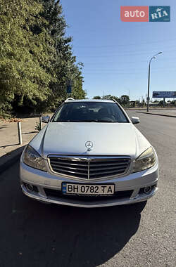 Универсал Mercedes-Benz C-Class 2009 в Одессе