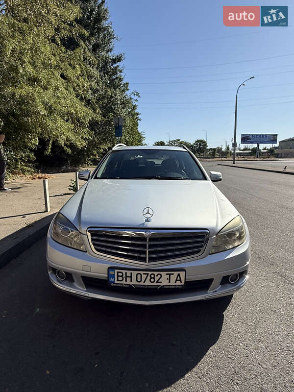Универсал Mercedes-Benz C-Class 2009 в Одессе фото 4 Универсал Mercedes-Benz C-Class 2009 в Одессе