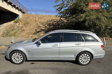 Универсал Mercedes-Benz C-Class 2009 в Одессе