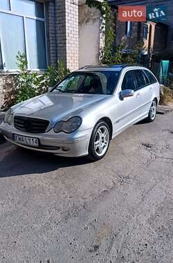 Универсал Mercedes-Benz C-Class 2001 в Костополе