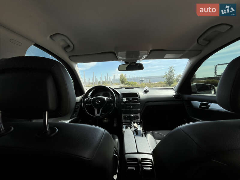 Седан Mercedes-Benz C-Class 2008 в Коростене