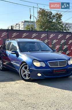 Универсал Mercedes-Benz C-Class 2004 в 