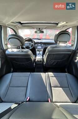 Универсал Mercedes-Benz C-Class 2004 в 