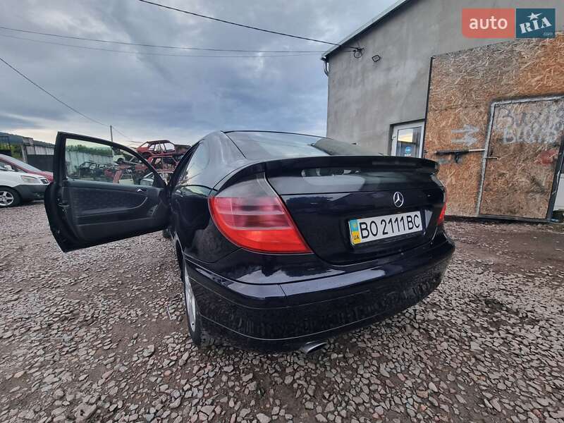 Купе Mercedes-Benz C-Class 2001 в Кременце