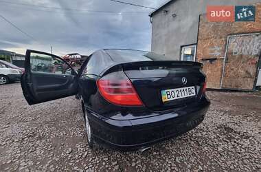 Купе Mercedes-Benz C-Class 2001 в 