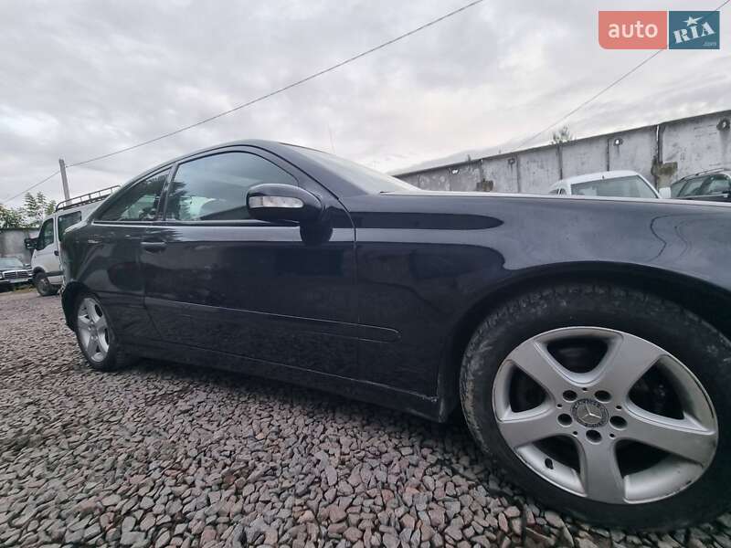 Купе Mercedes-Benz C-Class 2001 в Кременце