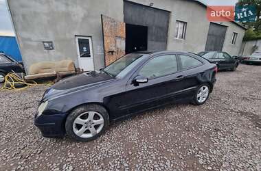 Купе Mercedes-Benz C-Class 2001 в 