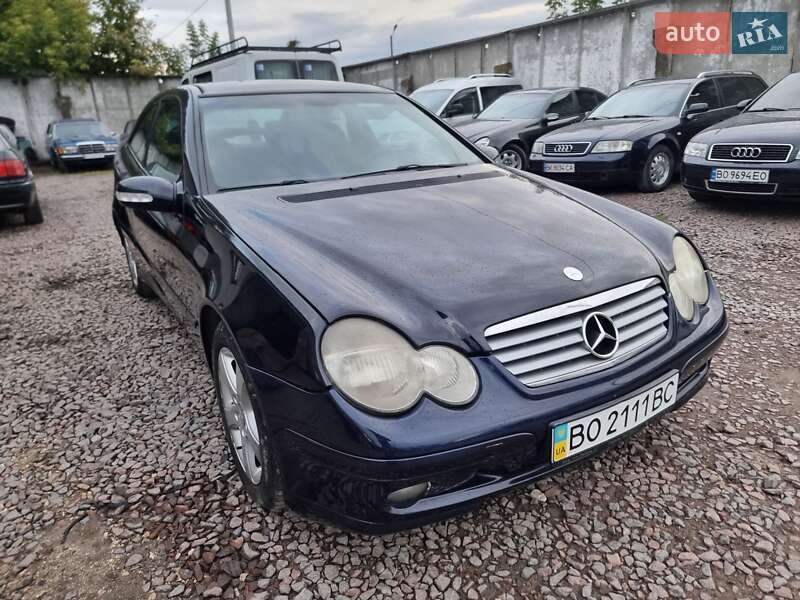 Купе Mercedes-Benz C-Class 2001 в Кременце