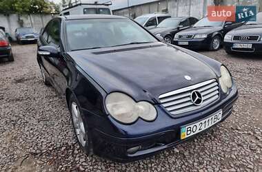 Купе Mercedes-Benz C-Class 2001 в 